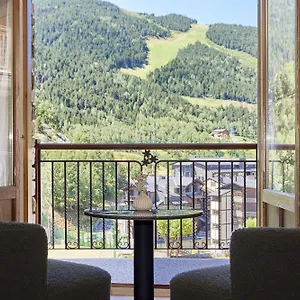 Отель Serras Andorra